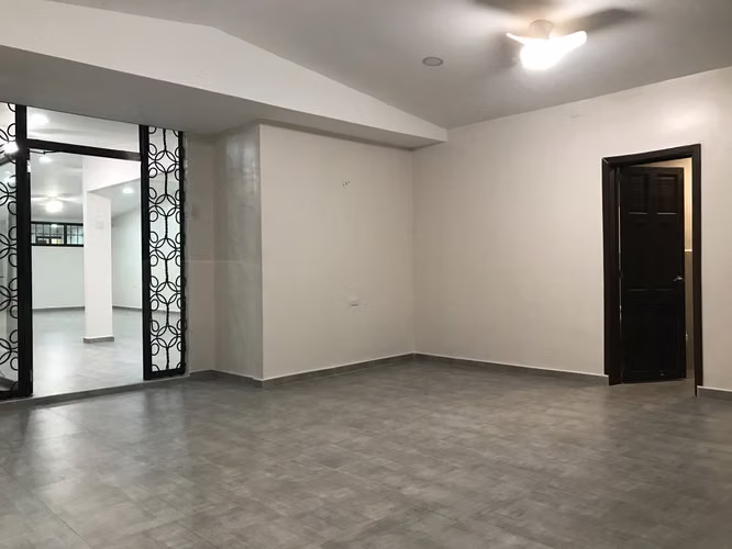 Santa Tecla!!! alquilo amplia casa recién remodelada. Para oficinas, clínica odontologica, academia, etc. - Imagen 2