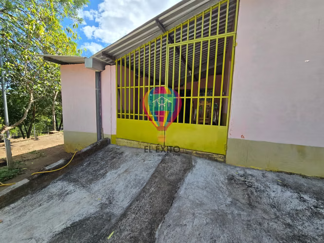 VENDO PRECIOSA MANZANA EN CIUDAD ARCE CON CASA INCLUIDA, LA LIBERTAD - Imagen 3