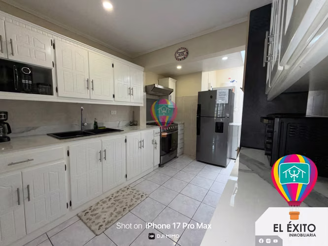 VENDO PRECIOSA CASA EN CUMBRES DE LA ESCALON, SAN SALVADOR - Imagen 13