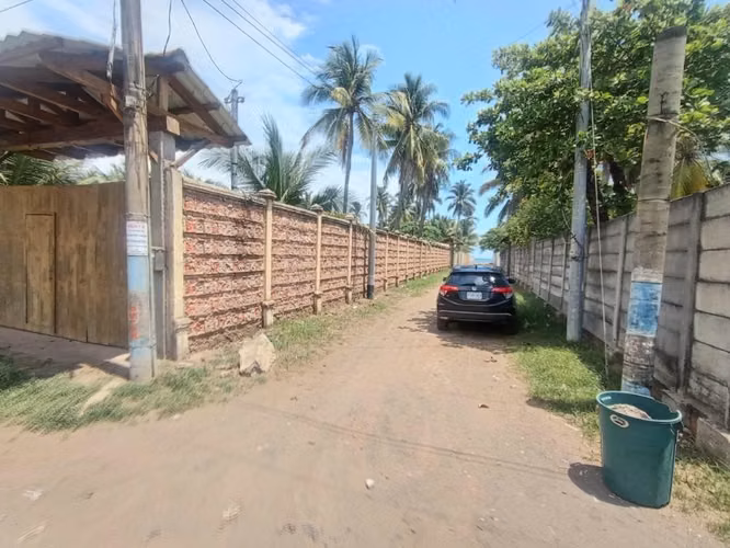 VENDO TERRENO EN PLAYA METALIO 2da FILA A BUEN PRECIO