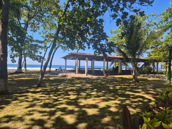 Terreno de esquina en venta - Residencial Bahía Dorada - Imagen 10