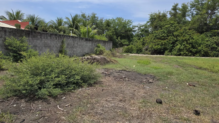 VENDO PRECIOSO DE TERRENO DE PLAYA EN COMPLEJO RESIDENCIAL COSTA SOL - Imagen 2