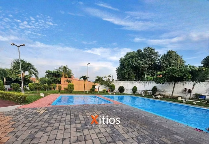 Casa en venta en residencial privada, Villa Primavera, Quezaltepeque!!