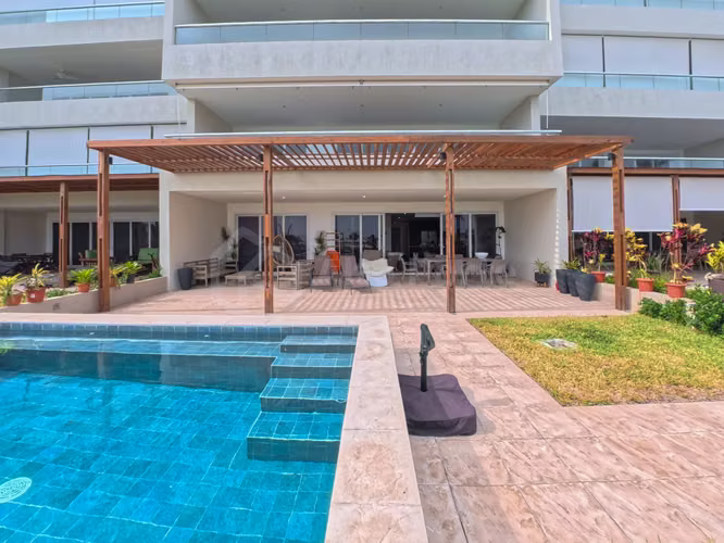 Apartamento amueblado en alquiler con pisicina en Costa del Sol - Imagen 13