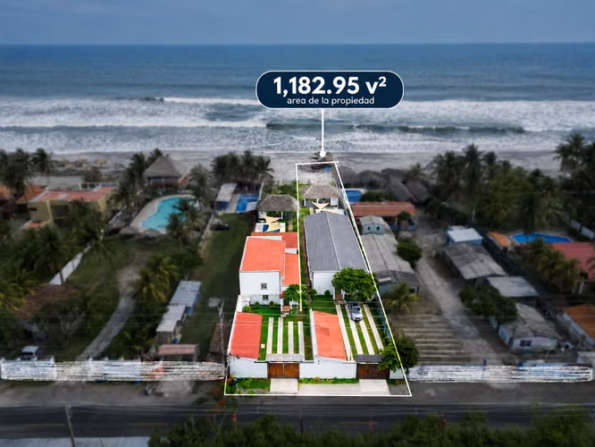 Costa del Sol, Venta 1a. Fila en Km 65, Costa Del Sol. |5 hab.baños incl.| 11.30 mts. al mar.