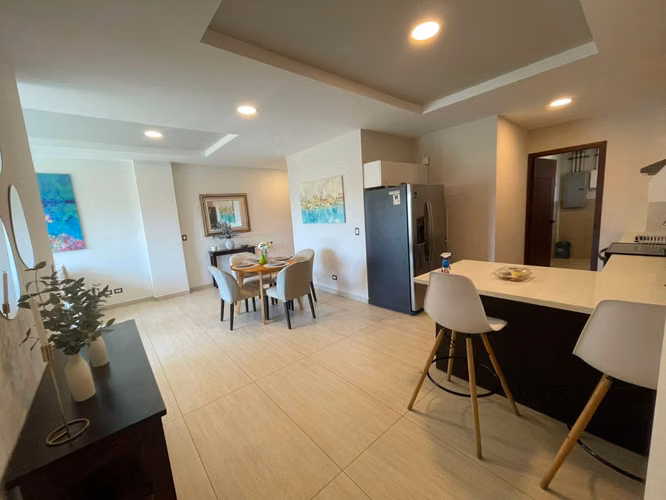 ALQUILER DE  apartamento  AMUEBLADO,  134 METROS