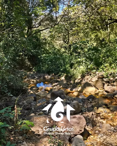 CASCO DE FINCA EN VENTA - AHUCHAPÁN