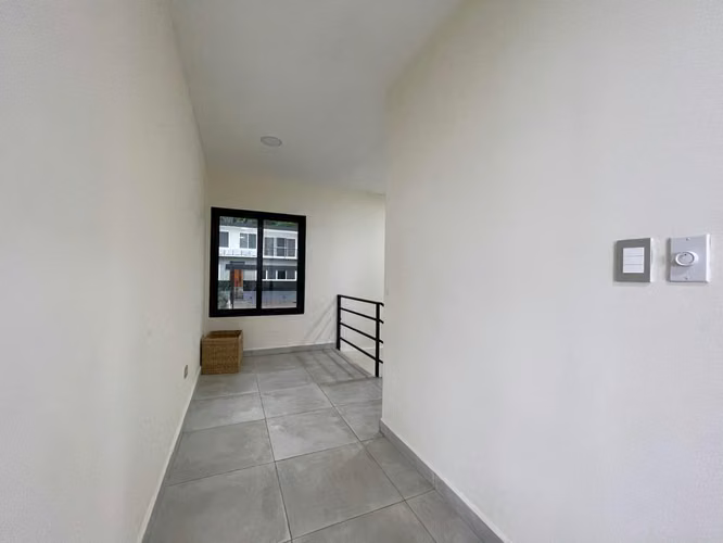 Casa Moderna El Sunzal en Venta, a 5 min. del Tunco | Vista Al Mar | 1342.26 v2 | $990k - Imagen 8