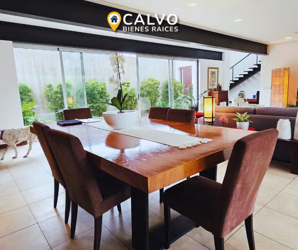 En venta hermosa casa en Residencial Las Piletas III | Santa Tecla - Imagen 2