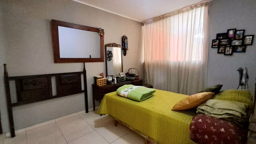 Venta de Casa Remodelada un nivel Res Santa Teresa, San Salvador-zona hospital militar - Imagen 4
