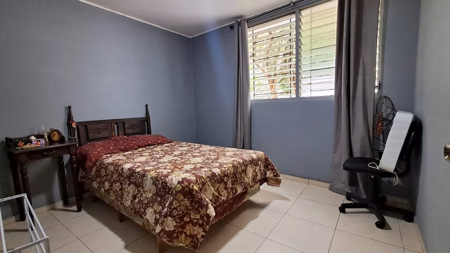 Venta de Casa Remodelada un nivel Res Santa Teresa, San Salvador-zona hospital militar - Imagen 10