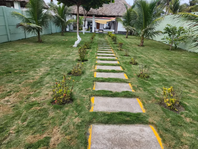 CASA NUEVA FRENTE AL MAR EN COSTA DEL SOL - Imagen 4