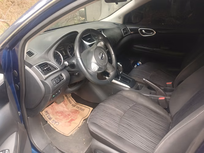 Se vende nissan centra año 2017