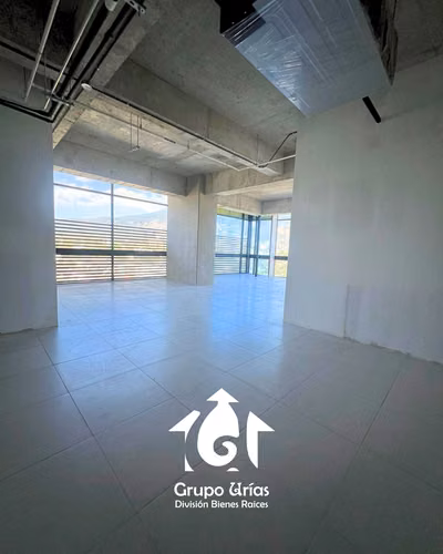 ALQUILER-VENTA DE LOCAL TORRE HUMANA