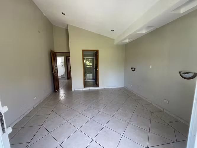 LOMAS DE ALTAMIRA Apartamento en Alquiler, 3 habitaciones - Imagen 13