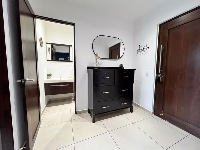 Apartamento amueblado en alquiler – Colonia Escalón - Imagen 10