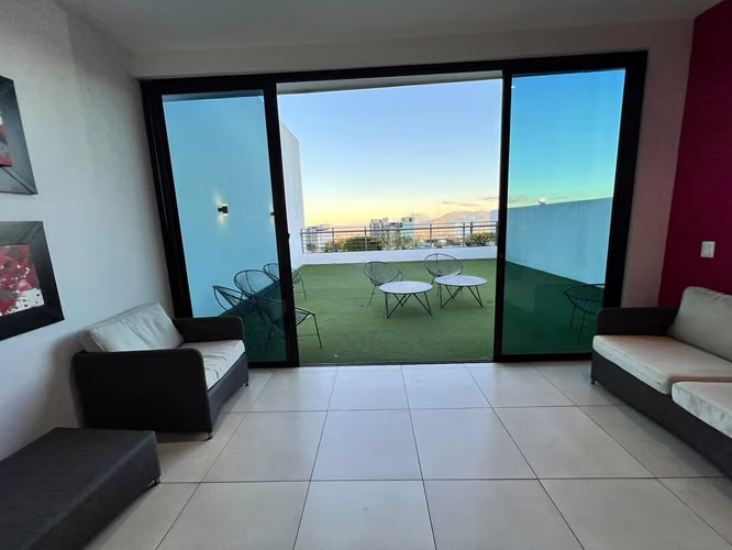 Apartamento amueblado en alquiler – Colonia Escalón - Imagen 2