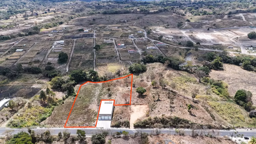 Terreno en venta a 200 de LEMUS HOME ILOBASCO