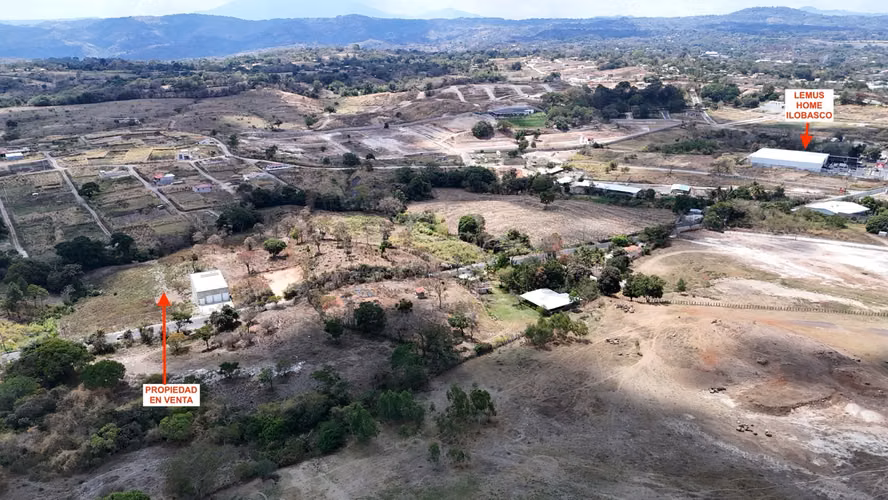 Terreno en venta a 200 de LEMUS HOME ILOBASCO