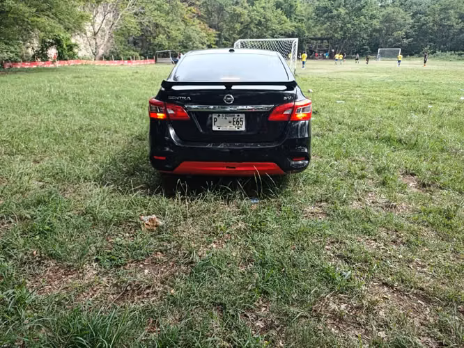 2019 Nissan sentra transparencia, estilo y mantenimiento al dÍa! - Imagen 5