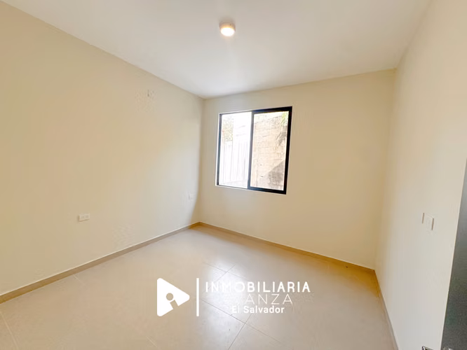 Casa a Estrenar por Av. Bernal y cerca de Metrocentro $229k