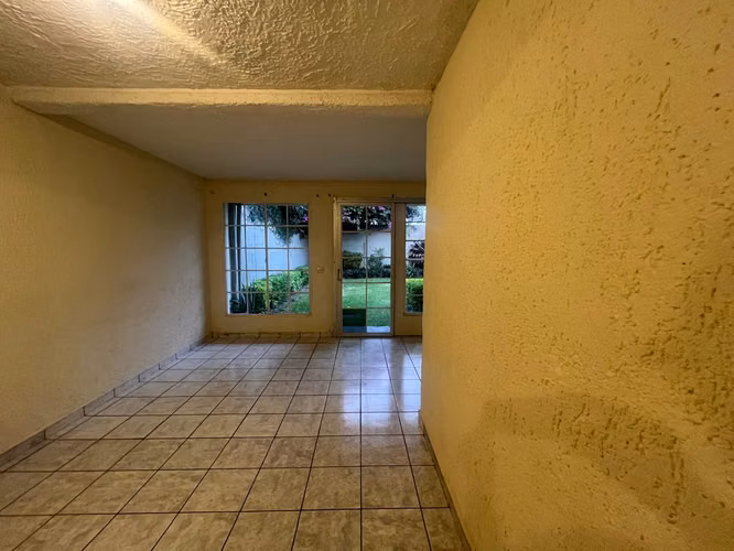 Casa en alquiler en Residencial Primavera