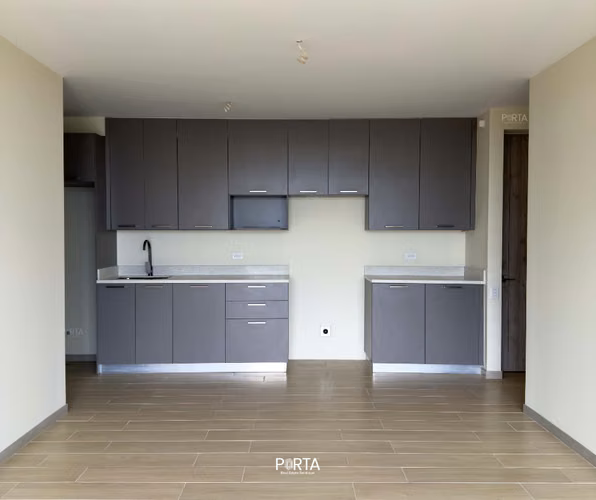 EN ALQUILER | APARTAMENTO EN TORRE AVITAT DÚO NIVEL 8, COLONIA ESCALÓN, SAN SALVADOR