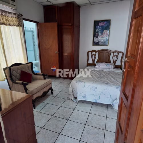 SANTA ANA CENTRO, CASA EN VENTA. Z BARRIO SAN LORENZO