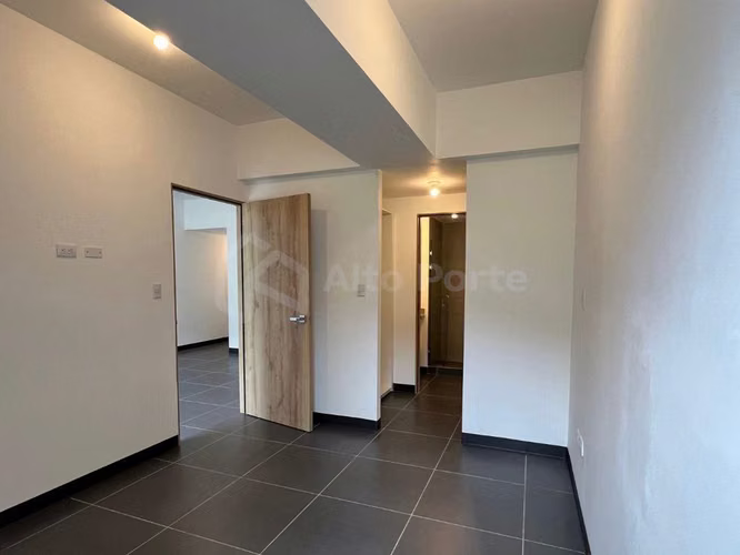 Apartamento en venta en Santa Tecla | Vista a la Cordillera del Bálsamo - Imagen 4