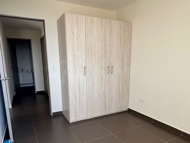 Apartamento en venta en Antiguo Cuscatlán | Piso alto con vista al Volcán de San Salvador