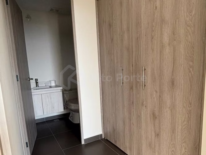 Apartamento en venta en Antiguo Cuscatlán | Piso alto con vista al Volcán de San Salvador