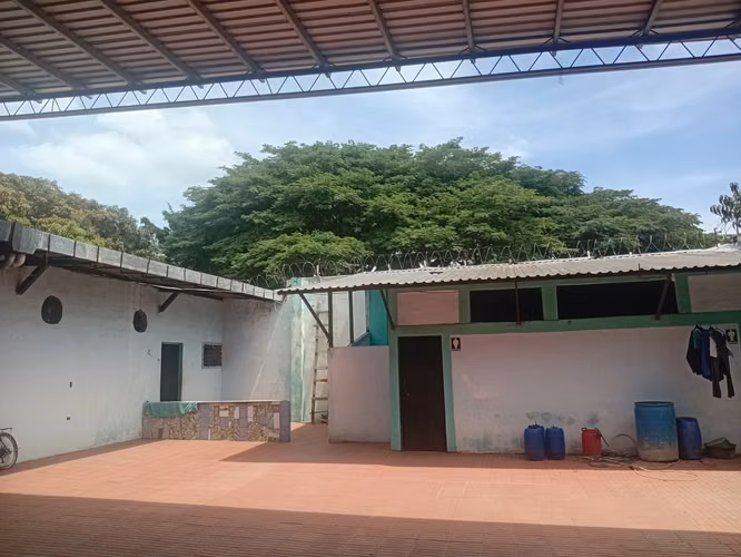 SE VENDE CASA COL.ANA LINDA SANTA ANA