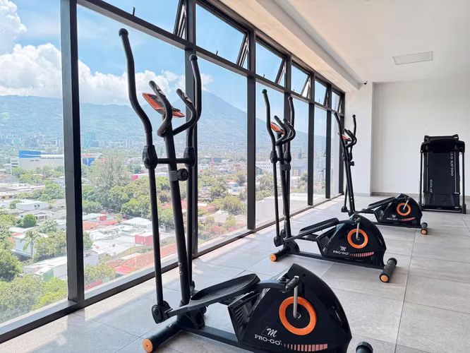En Venta Apto. Por Millennium Plaza | Piso Alto | Escalón | 3 Hab | 3 B | El Salvador.