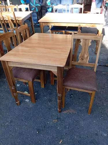 Juegos de comedor madera natural