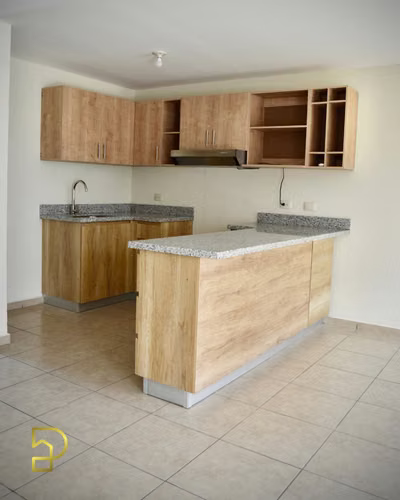 Casa en Alquiler en Paseo Las Flores, Lourdes Colón | Modelo Jazmín