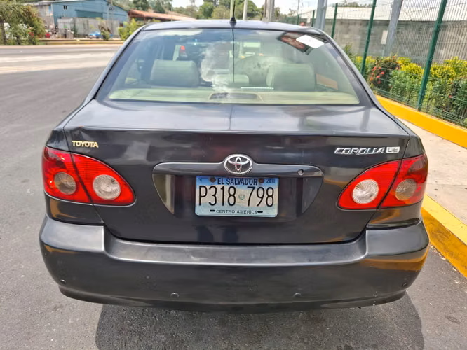 Toyota Corolla LE 2007 - Imagen 3