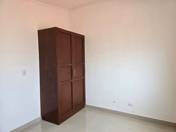VENDO EN JACARANDAS(LOURDES) CASA REMODELADA, CON BUENOS ACABADOS - Imagen 15