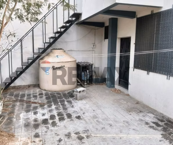 SAN MIGUEL, EDIFICIO COMERCIAL EN VENTA. A 250 M DE LA AV ROOSEVELT - Imagen 6