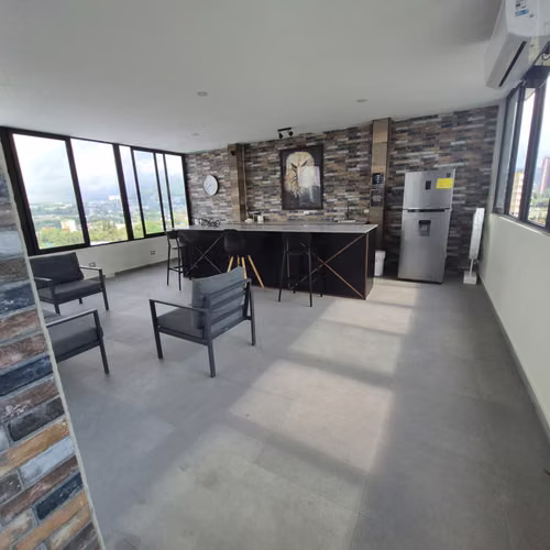 ALQUILER DE PENTHOUSE AMUEBLADO  EN SAN BENITO 247 METROS CUADRADOS - Imagen 15