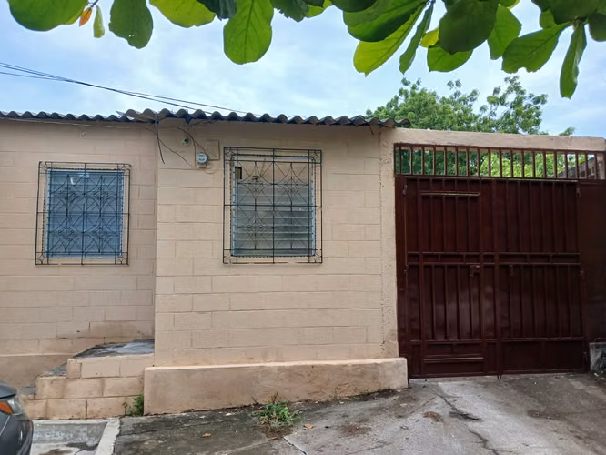 Venta  de casa - Imagen 2