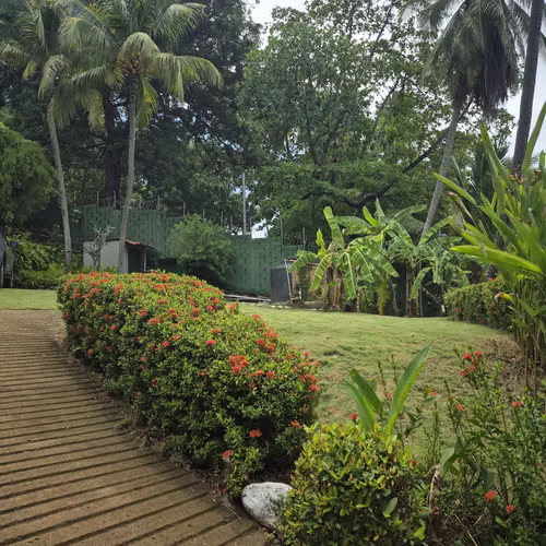VENTA  LINDO RANCHO   EN PLAYA PRIVADA,  LA LIBERTAD