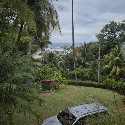 VENTA  LINDO RANCHO   EN PLAYA PRIVADA,  LA LIBERTAD