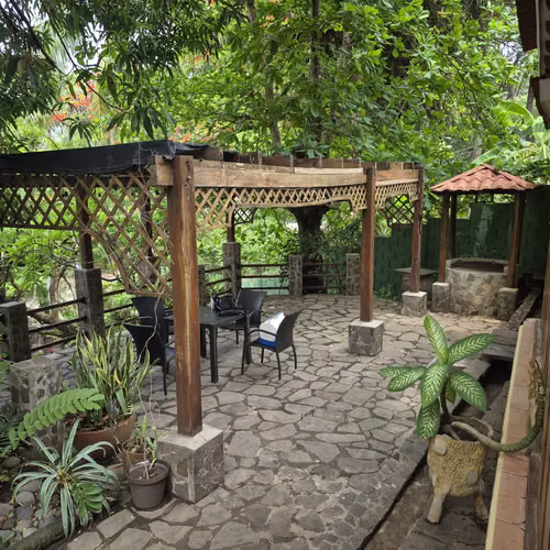 VENTA  LINDO RANCHO   EN PLAYA PRIVADA,  LA LIBERTAD