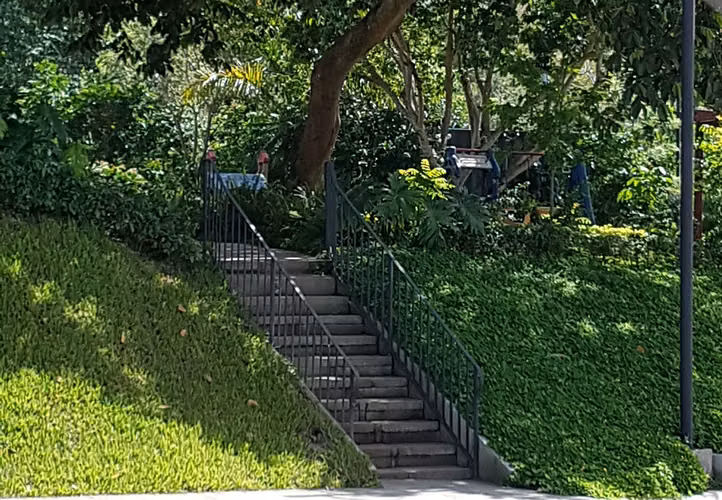 CASA ALQUILO EN PUERTA REAL, SANTA TECLA - Imagen 11