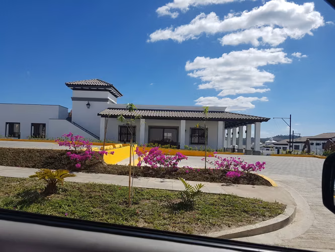 CASA ALQUILO EN PUERTA REAL, SANTA TECLA - Imagen 12