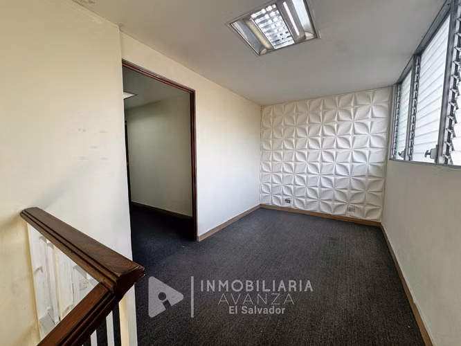 Casa-oficina Col. San Francisco | 550 m² y 7 parqueos
