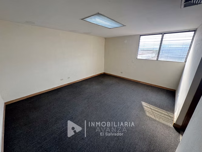 Casa-oficina Col. San Francisco | 550 m² y 7 parqueos