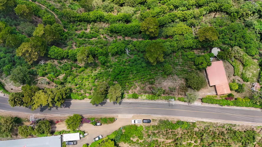Terreno de 1581 m2 en Jayaque frente a carretera - Imagen 8
