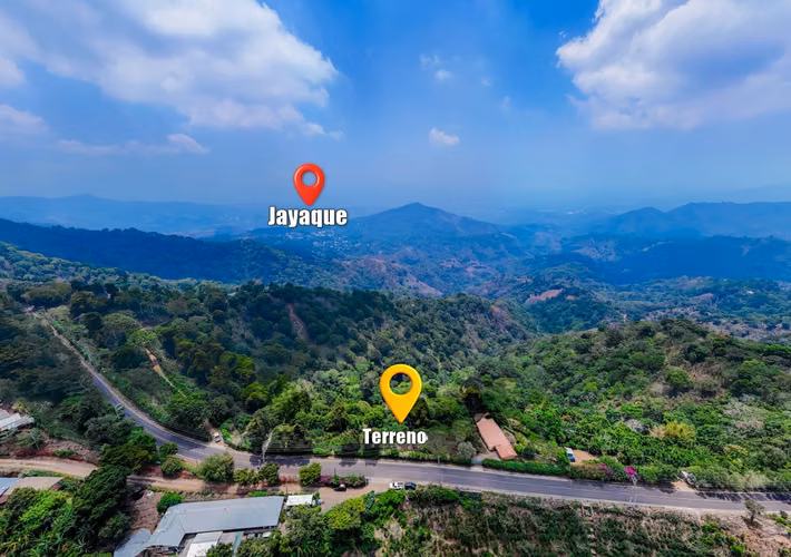 Terreno de 1581 m2 en Jayaque frente a carretera - Imagen 3