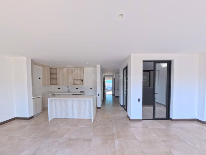 Casa en alquiler en Nuevo Cuscatlán - Imagen 3